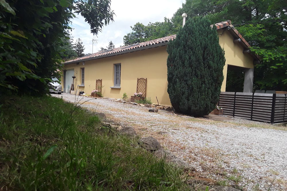 Photo of Outdoor in Saint-Denis