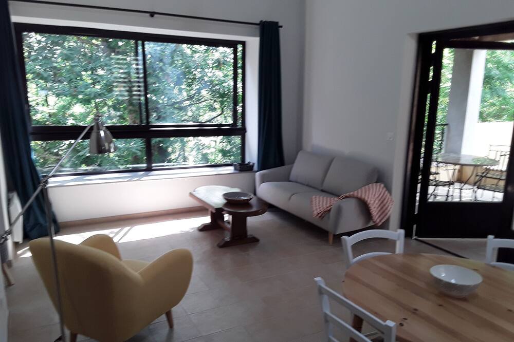 Photo of Livingroom in Saint-Denis