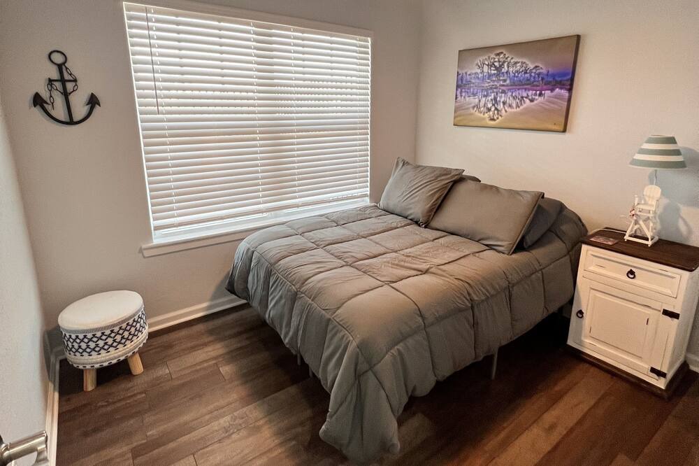 Photo of Bedroom in Kingston