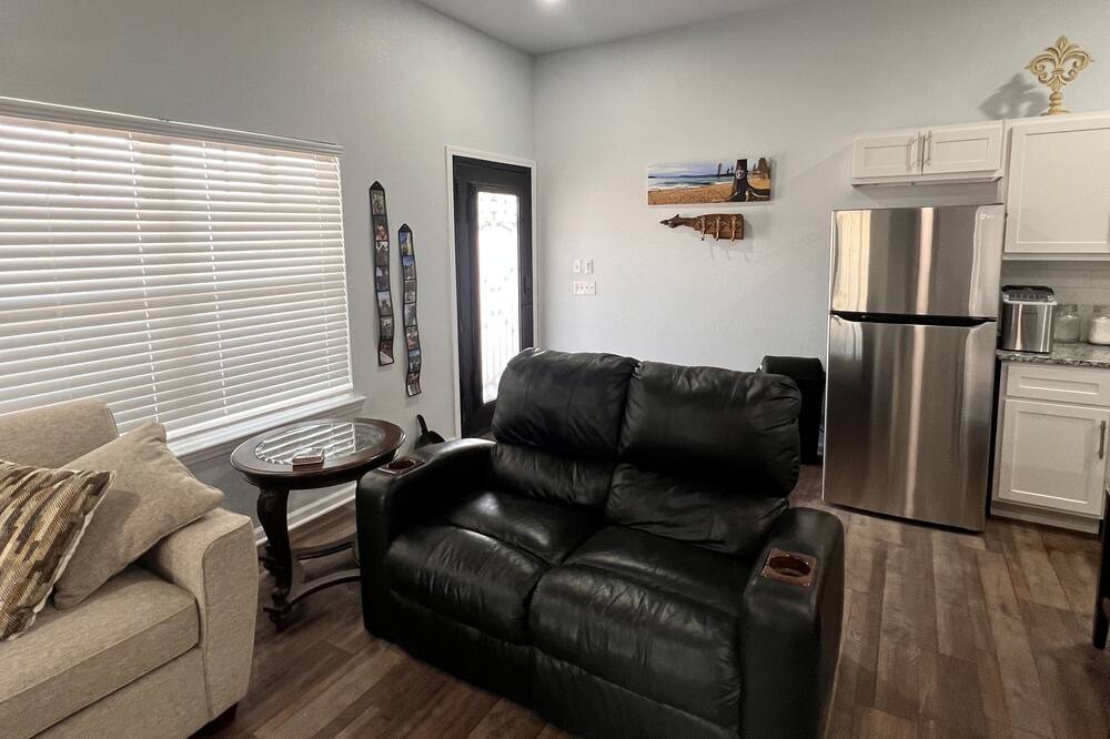 Photo of Livingroom in Kingston