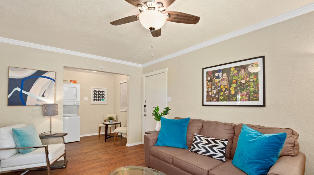 Photo of Livingroom in Cherrywood