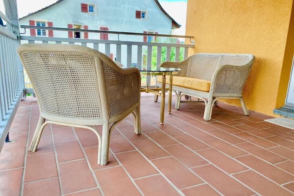 Photo of Patio Balcony in Romanel-sur-Lausanne