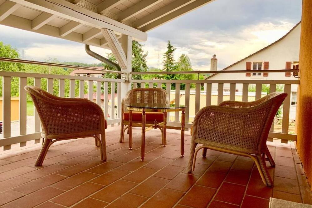 Photo of Patio Balcony in Romanel-sur-Lausanne