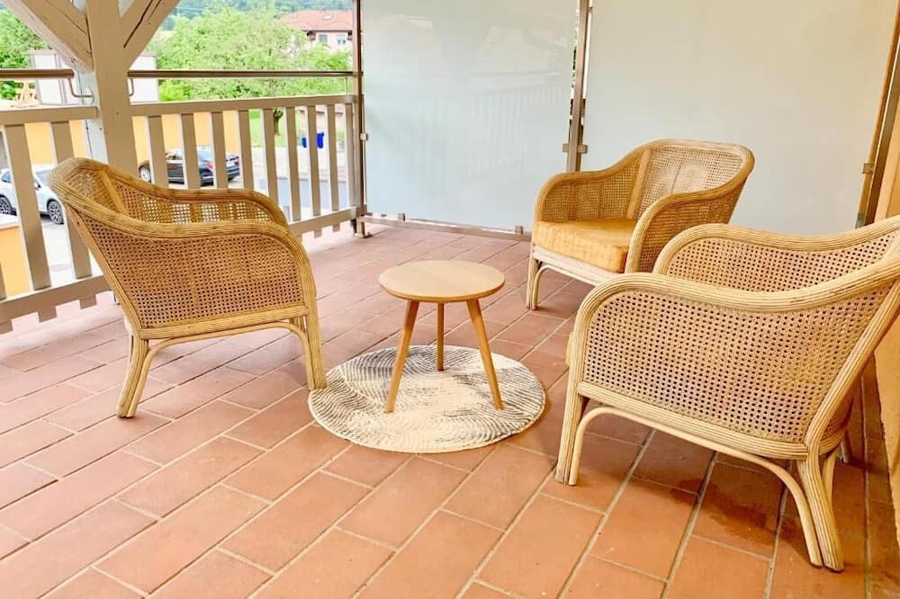 Photo of Patio Balcony in Romanel-sur-Lausanne