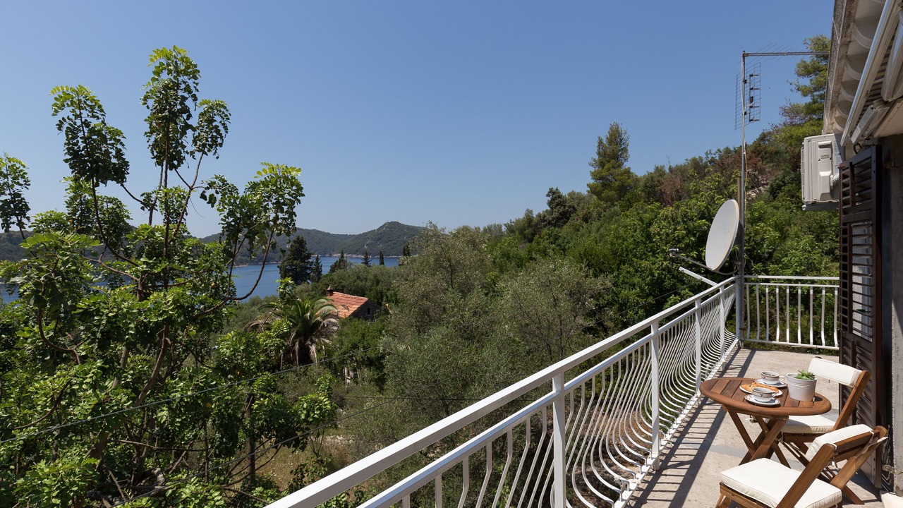 Photo of Outdoor in Sipan Island