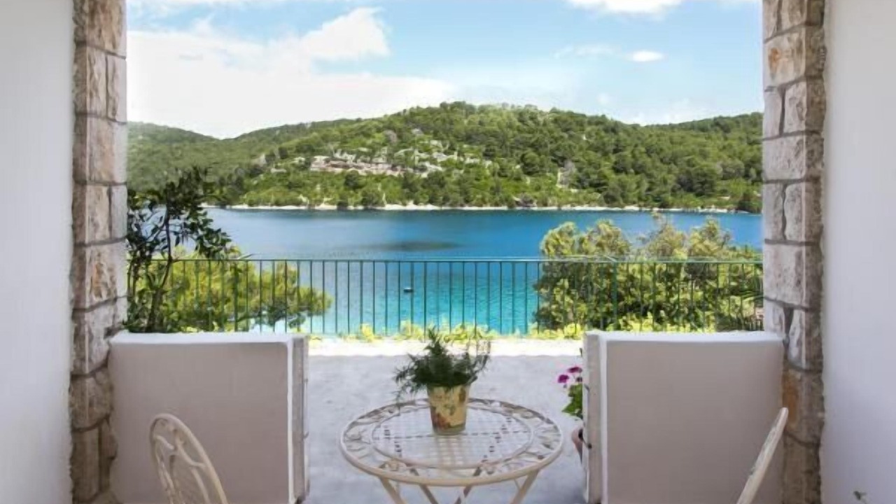 Photo of Outdoor in Polace