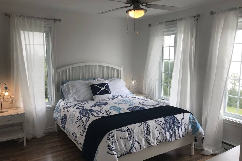 Photo of Bedroom in La Malbaie