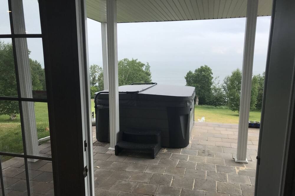 Photo of Patio Balcony in La Malbaie