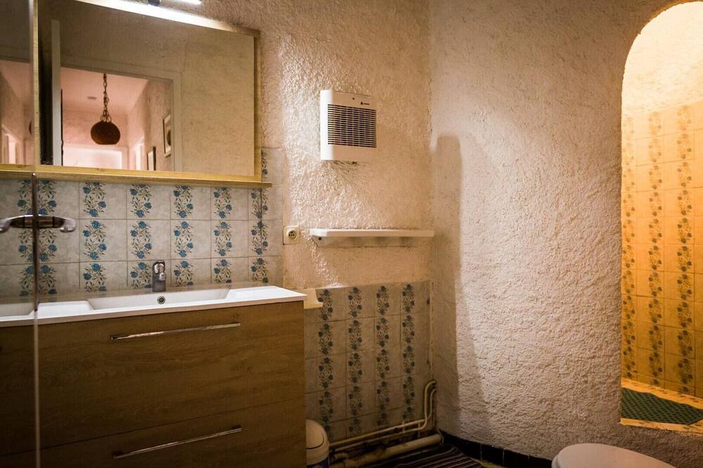 Photo of Bathroom in Sainte-Marie-la-Mer