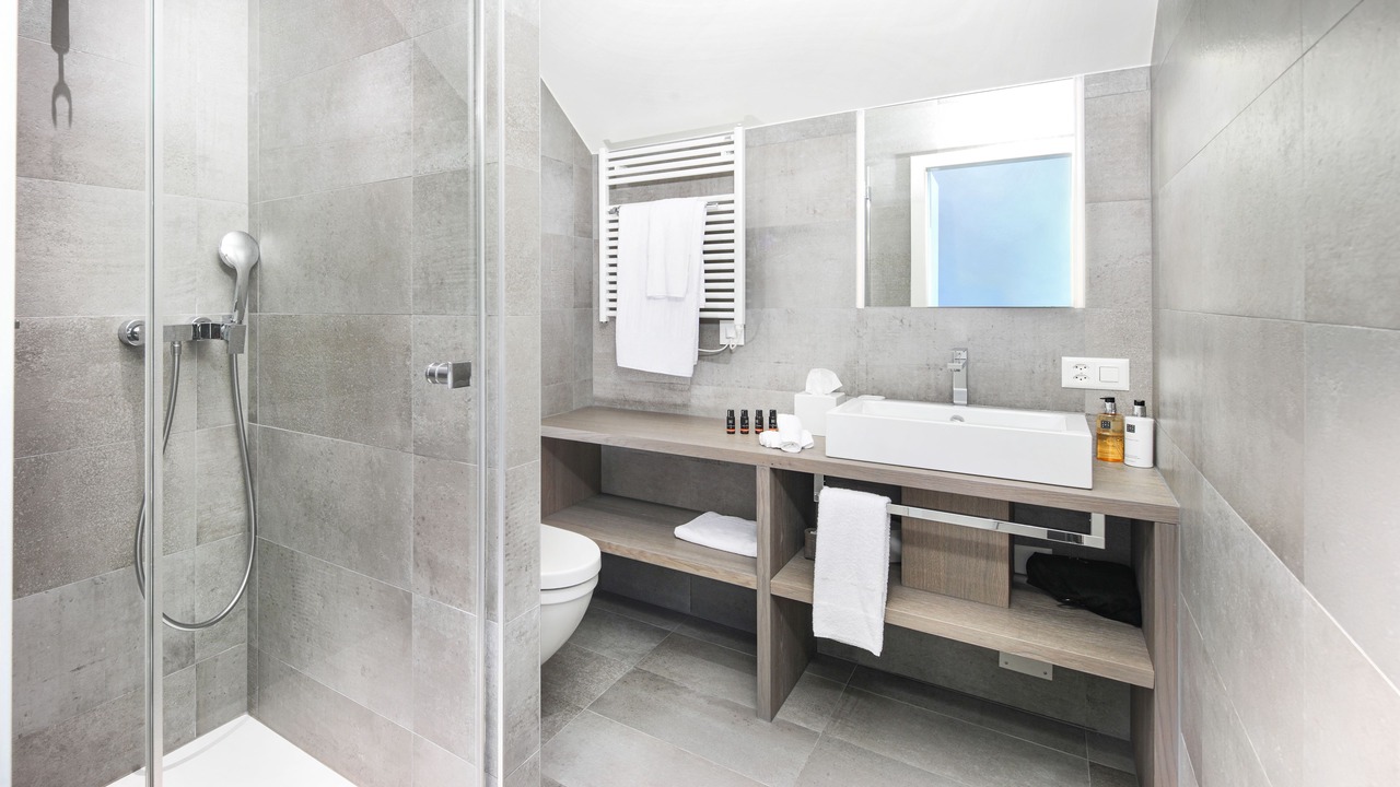 Photo of Others in Lucens