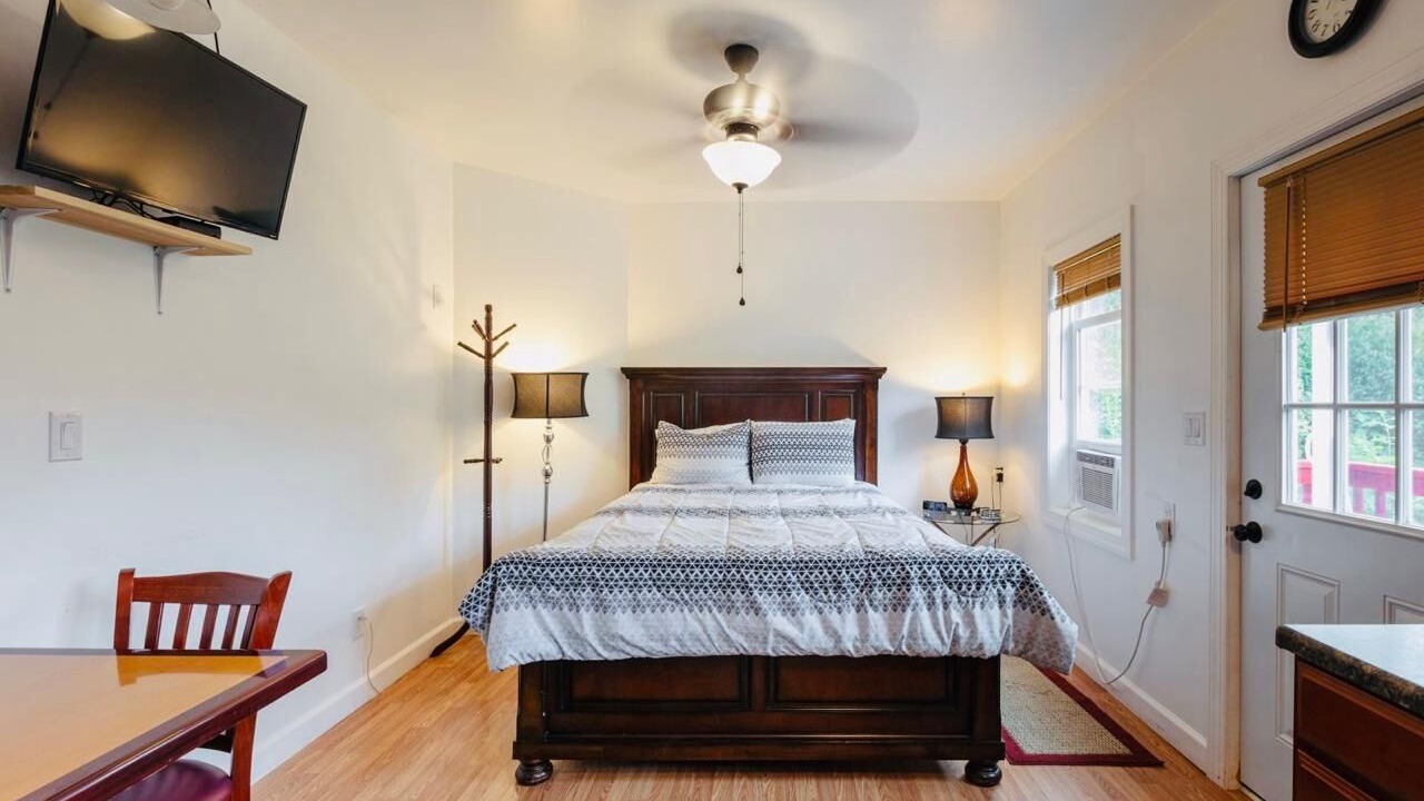 Photo of Bedroom in Hudson