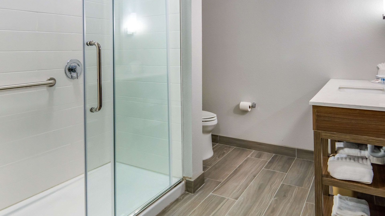 Photo of Bathroom in DeSoto