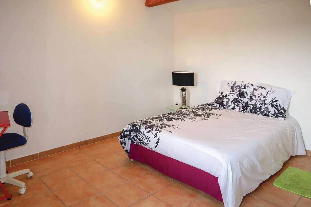 Photo of Bedroom in Sablet