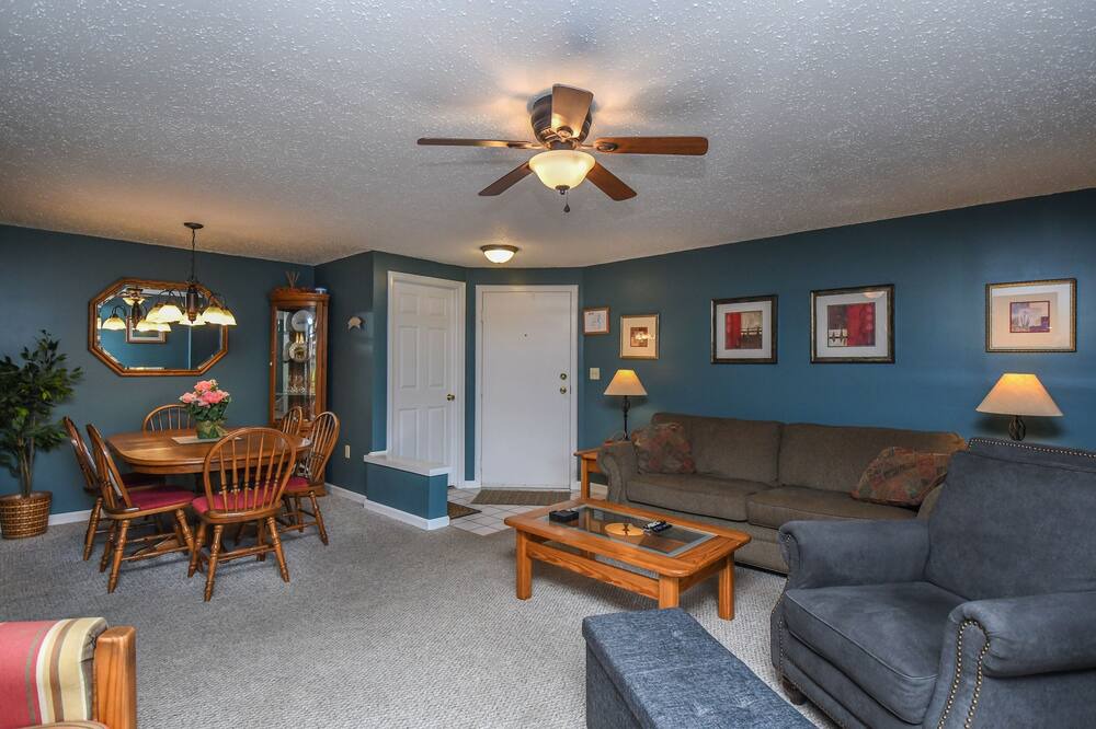 Photo of Bedroom in McHenry