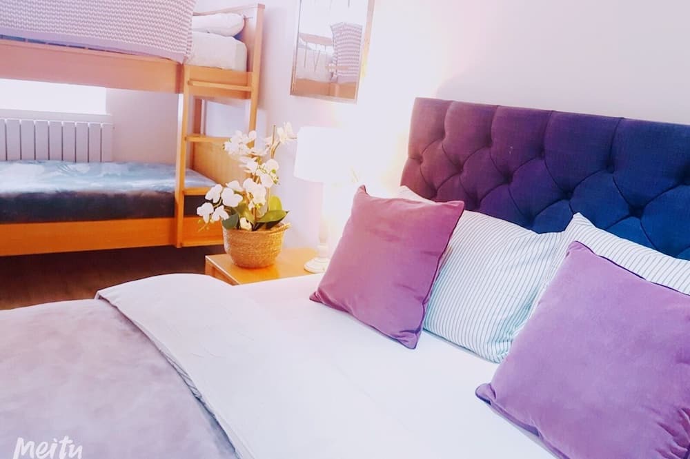 Photo of Bedroom in Barry