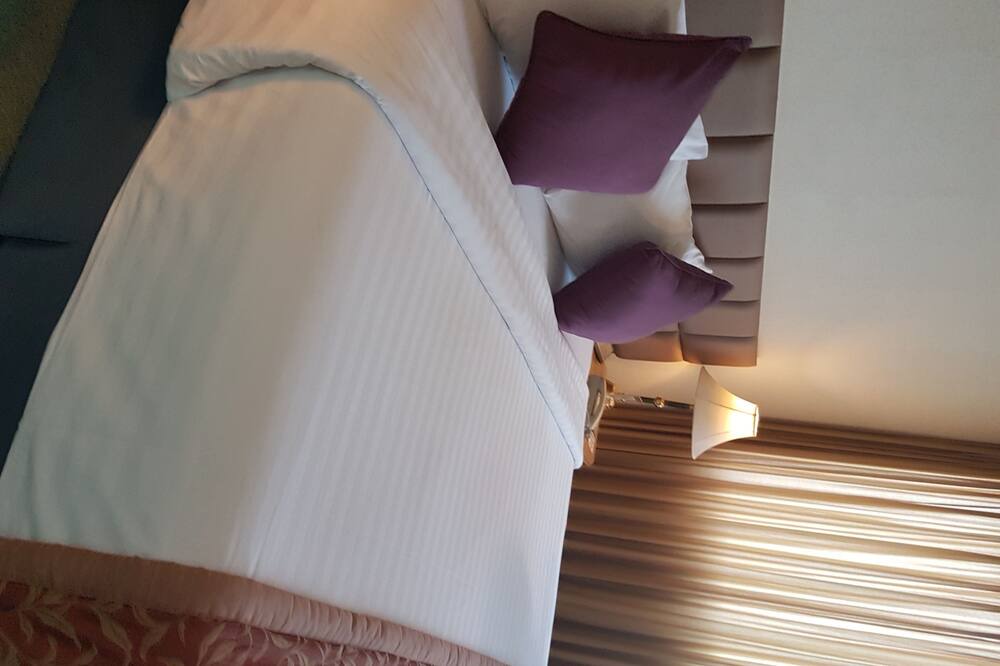 Photo of Bedroom in Barry