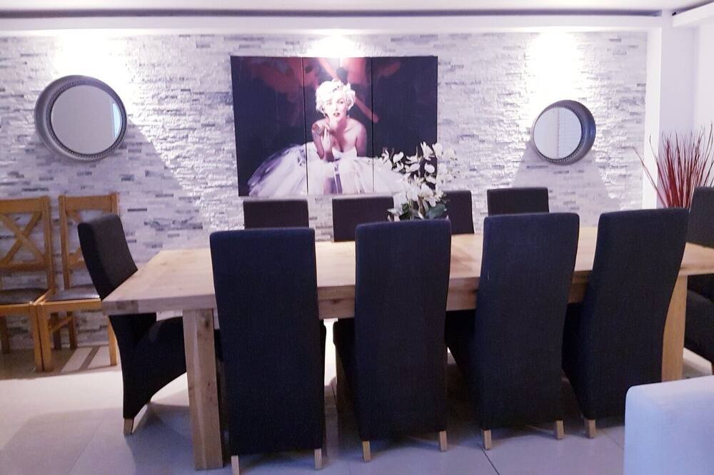 Photo of Kitchen in Barry