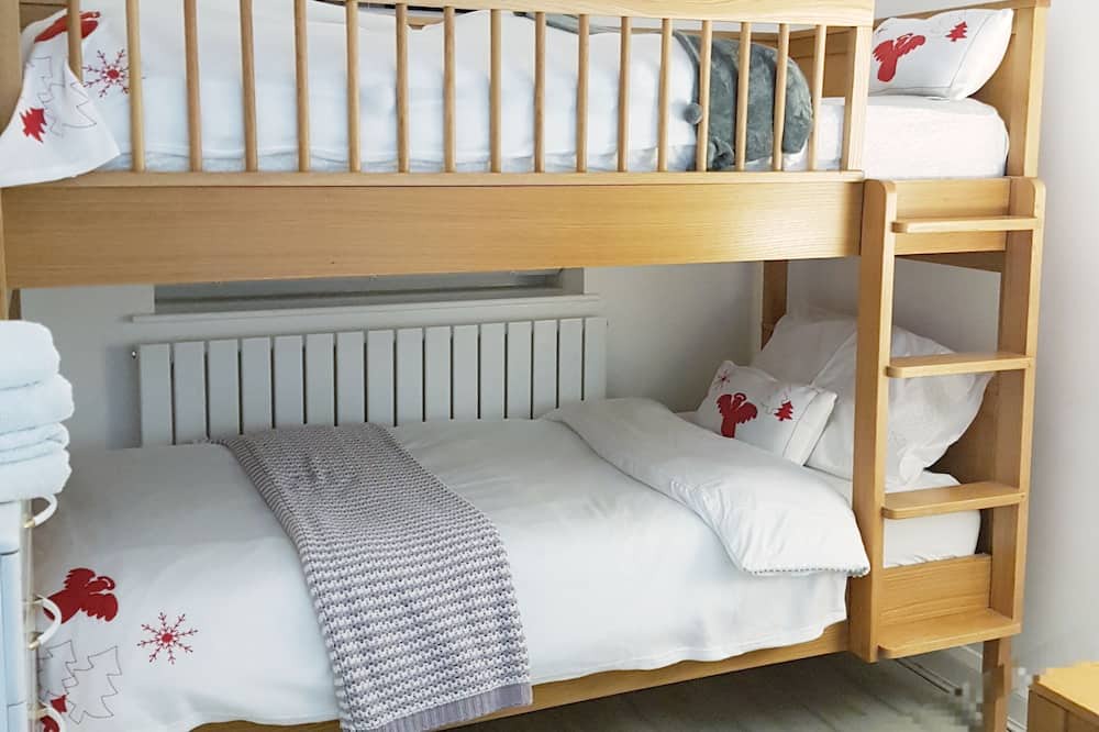 Photo of Bedroom in Barry