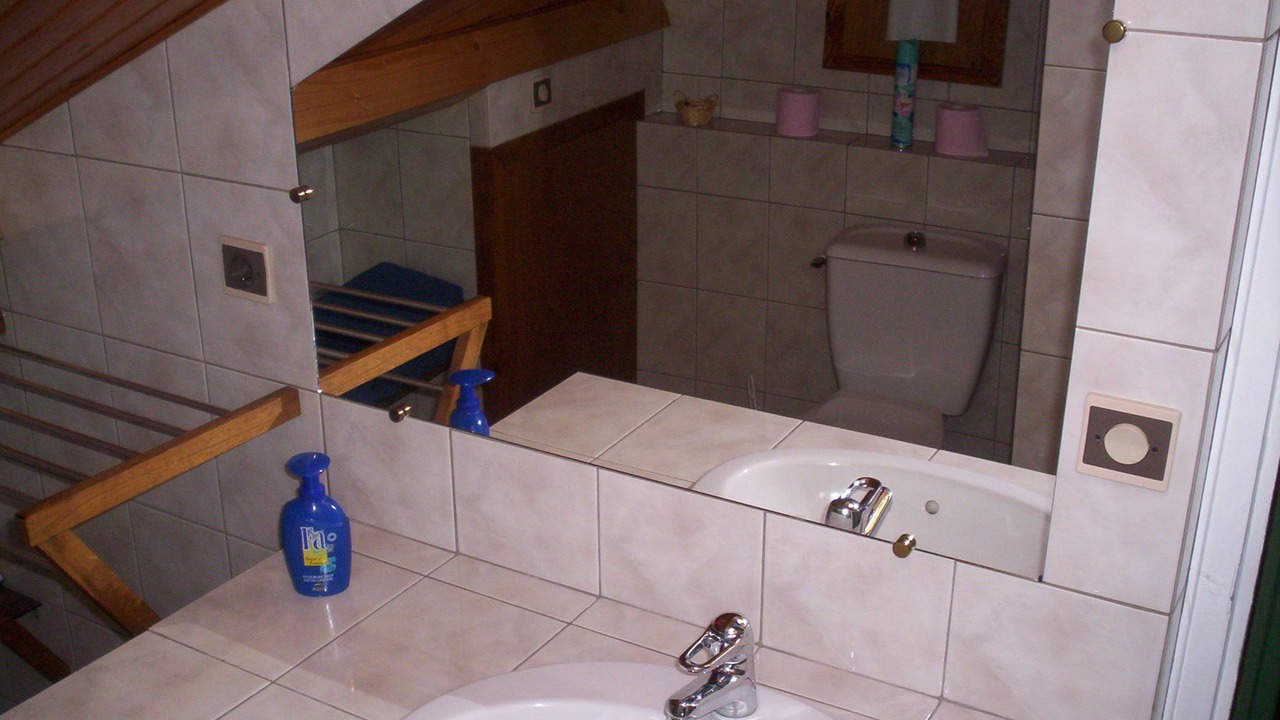 Photo of Bathroom in Chalindrey