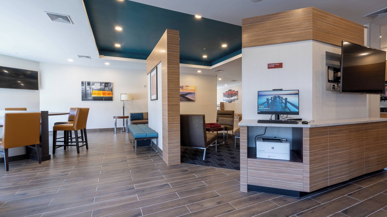 Photo of Others in Clinton