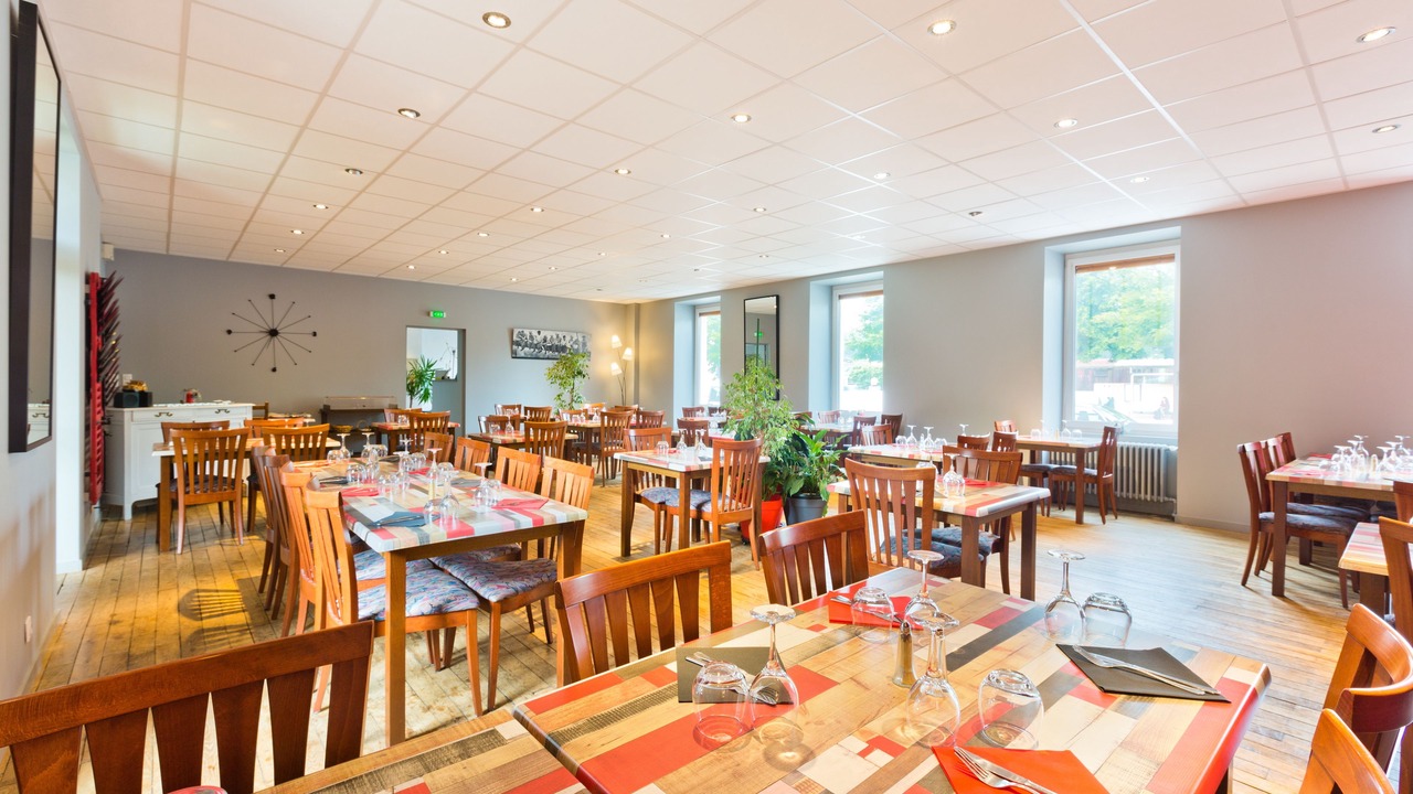 Photo of Others in Ambert