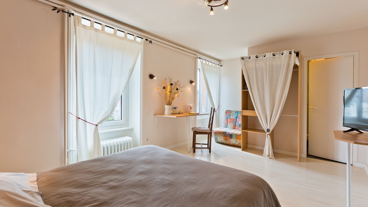 Photo of Others in Ambert