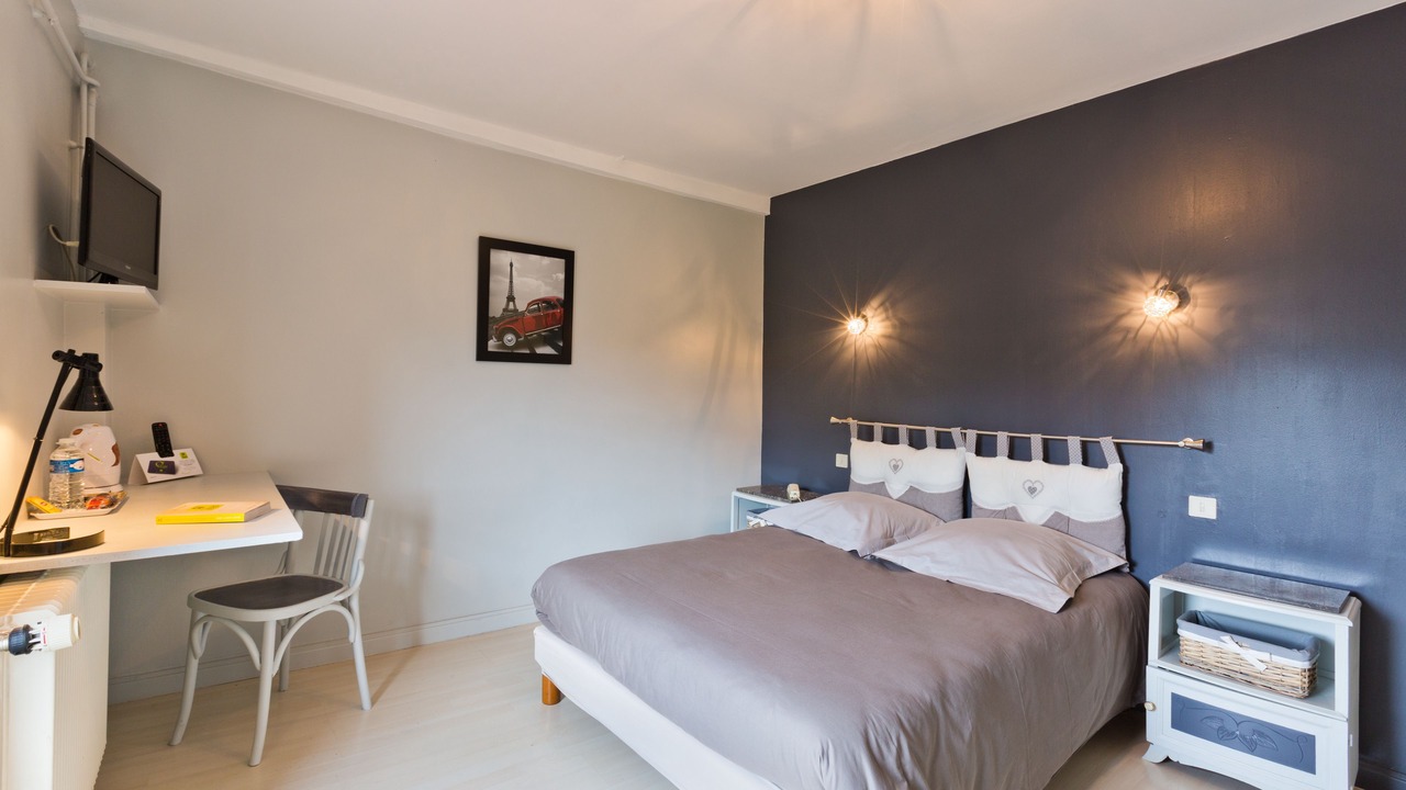 Photo of Others in Ambert