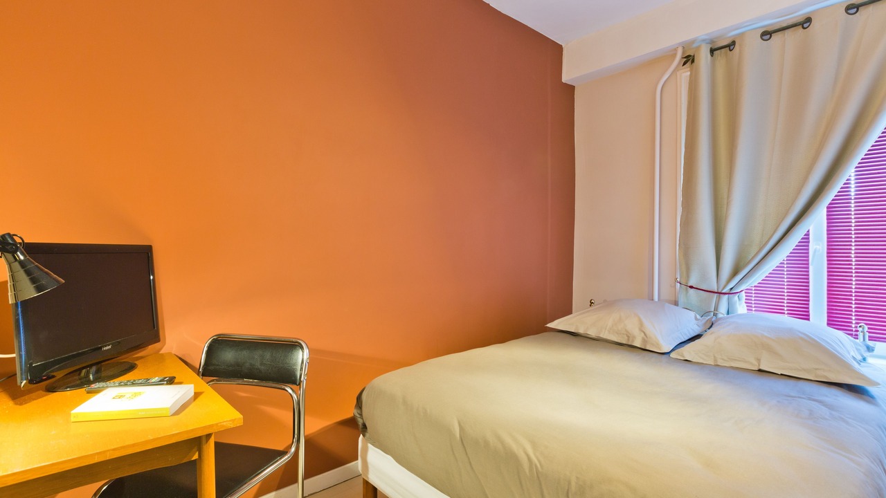 Photo of Bedroom in Ambert