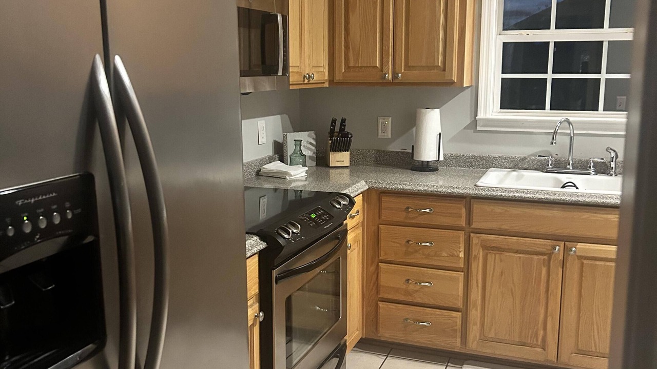 Photo of Kitchen in Level Plains