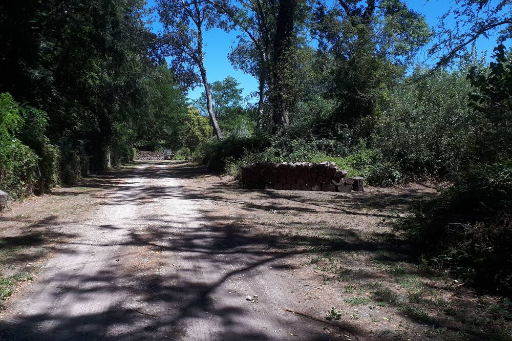 Photo of Outdoor in Roquemaure