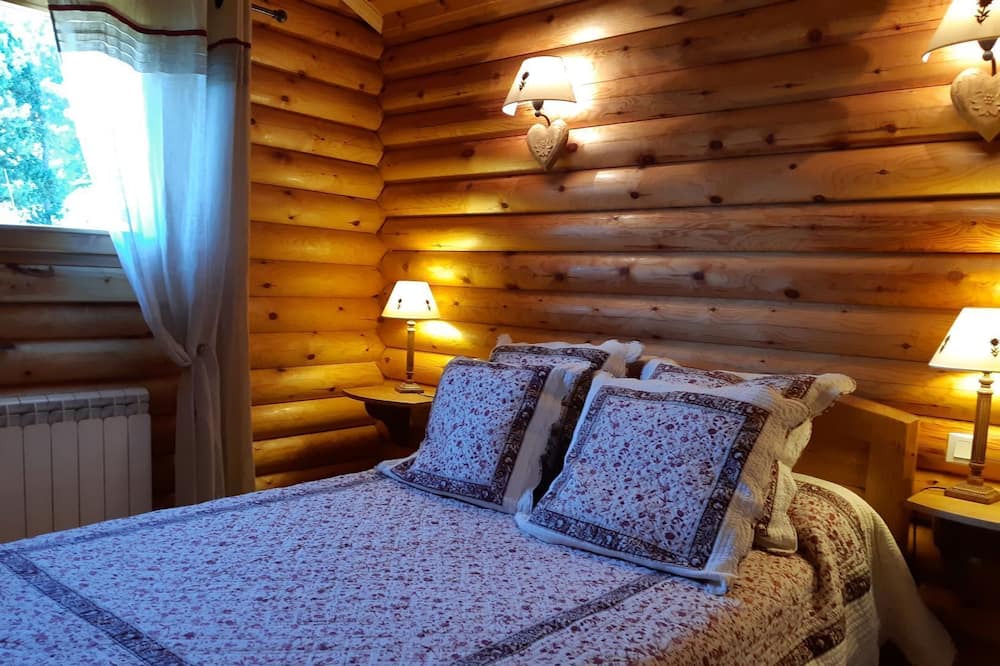 Photo of Bedroom in Pyrenees 2000