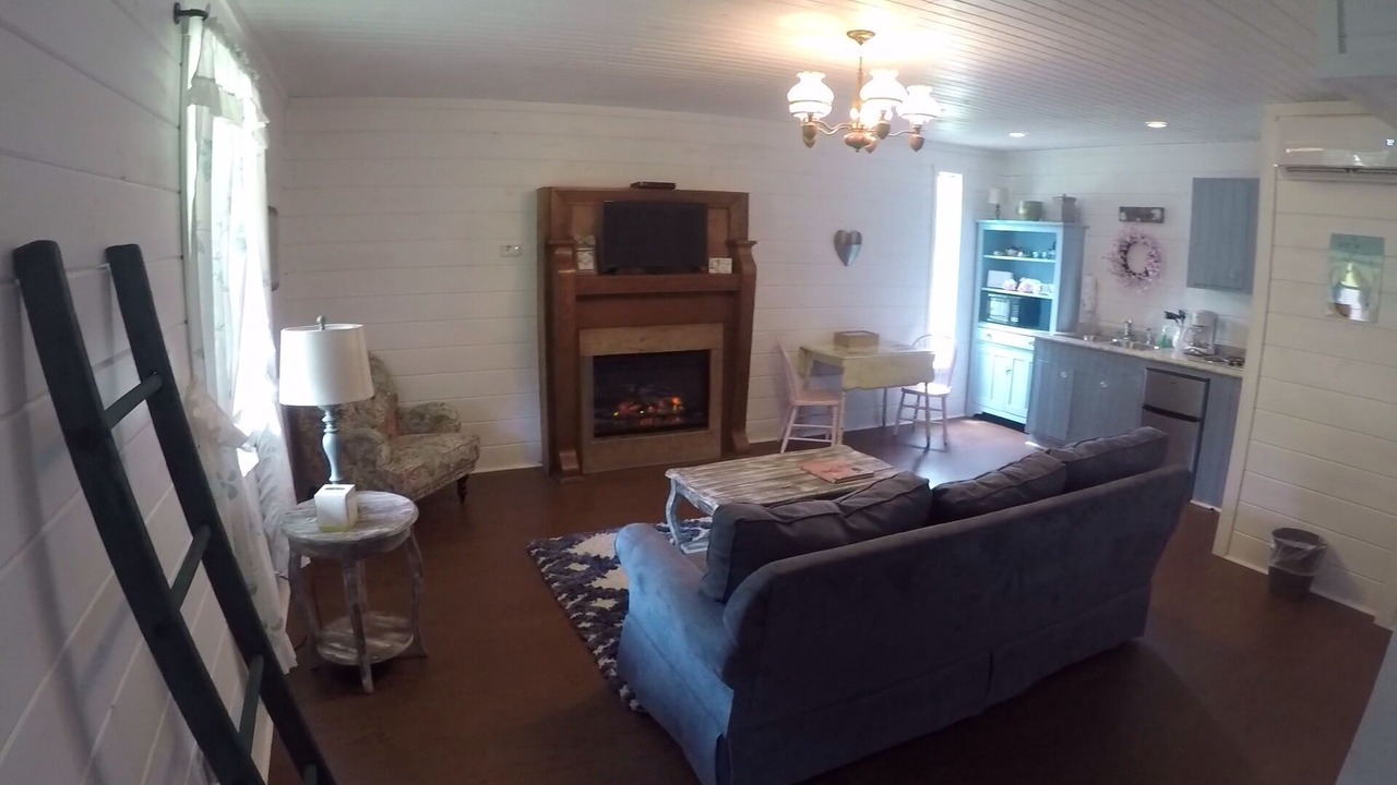 Photo of Livingroom in Creola