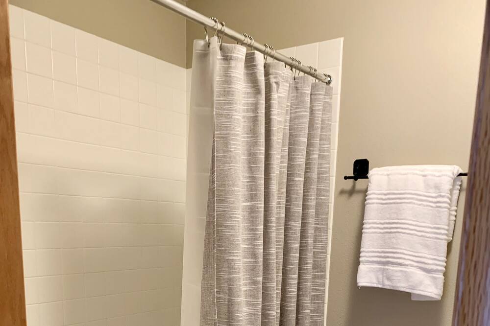 Photo of Bathroom in Big Horn