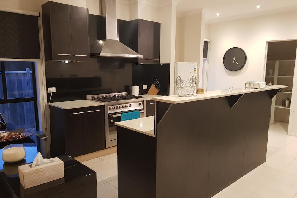 Photo of Kitchen in Sanctuary Lakes