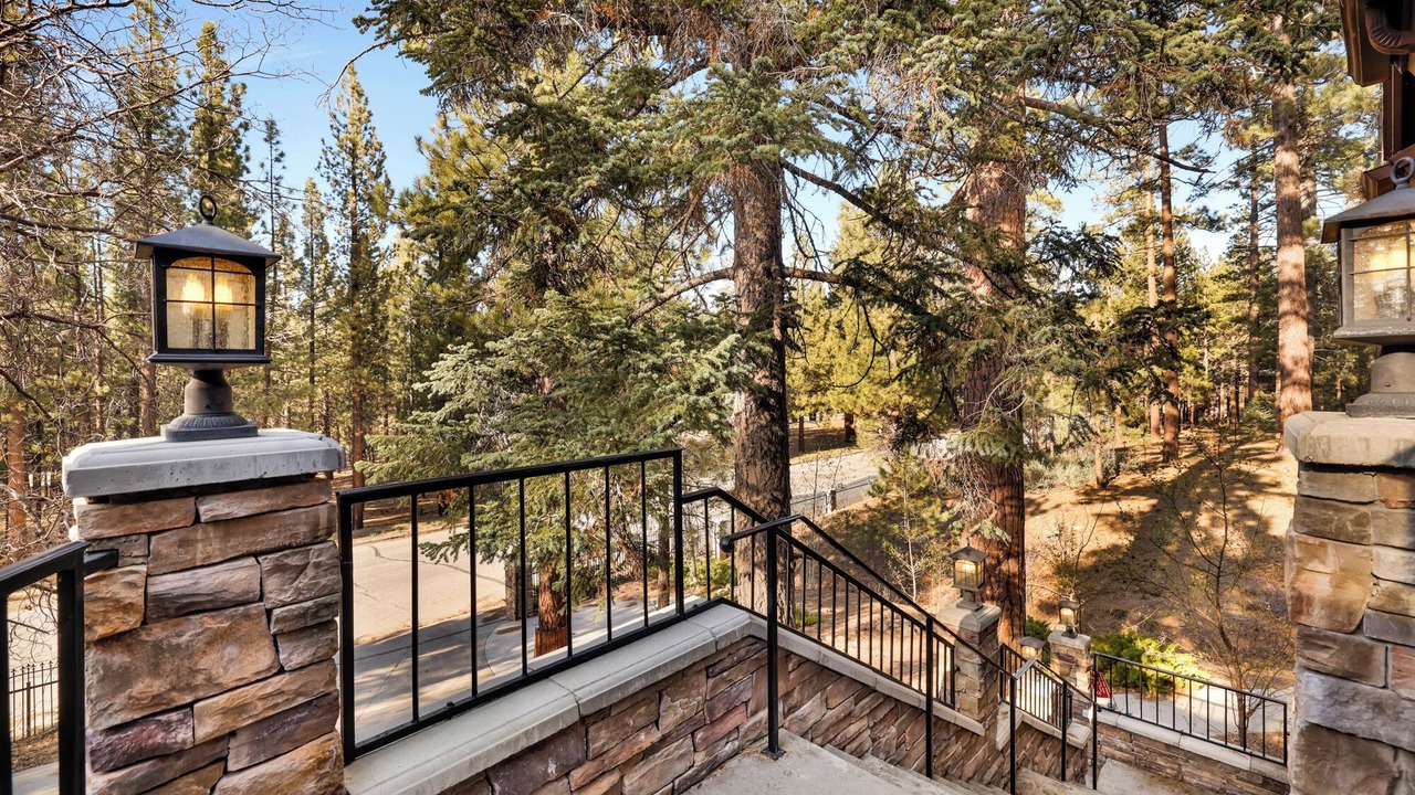 Photo of Outdoor in Evergreen Estates