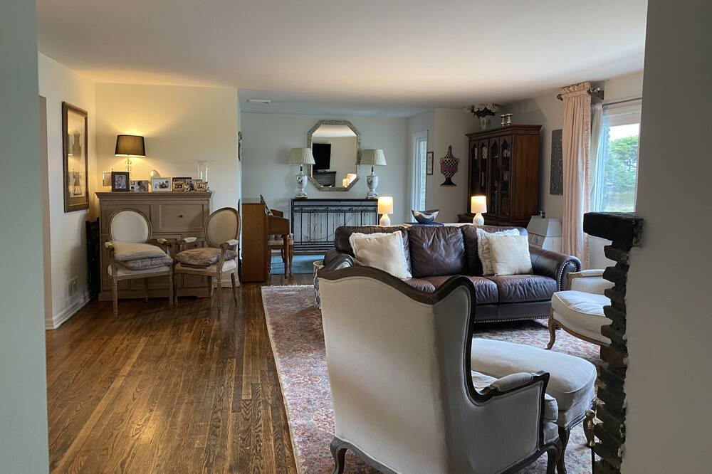 Photo of Livingroom in Highland Falls