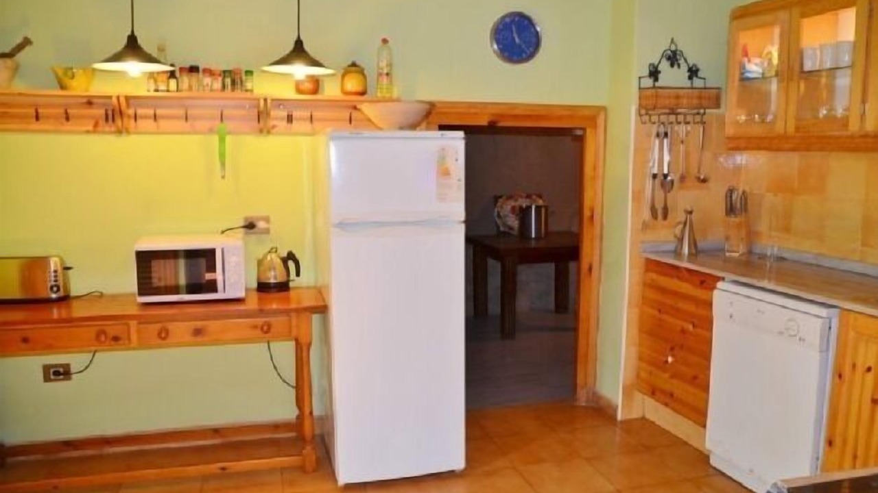 Photo of Kitchen in Alcover