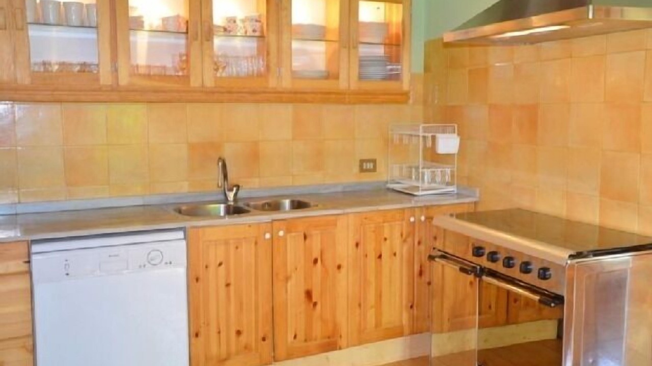 Photo of Kitchen in Alcover