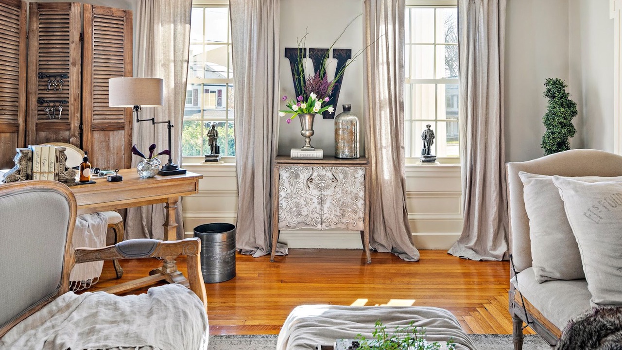 Photo of Others in Thompson