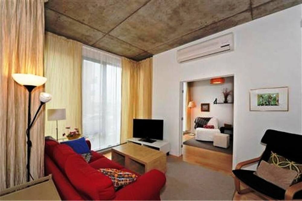 Photo of Bedroom in La Petite-Patrie