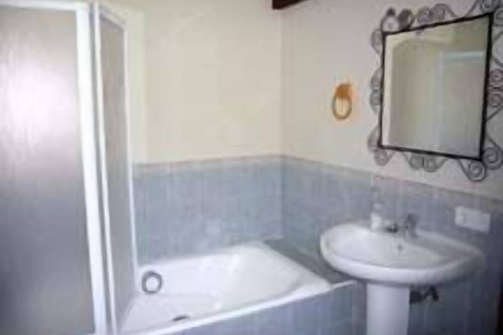 Photo of Bathroom in Aldatz