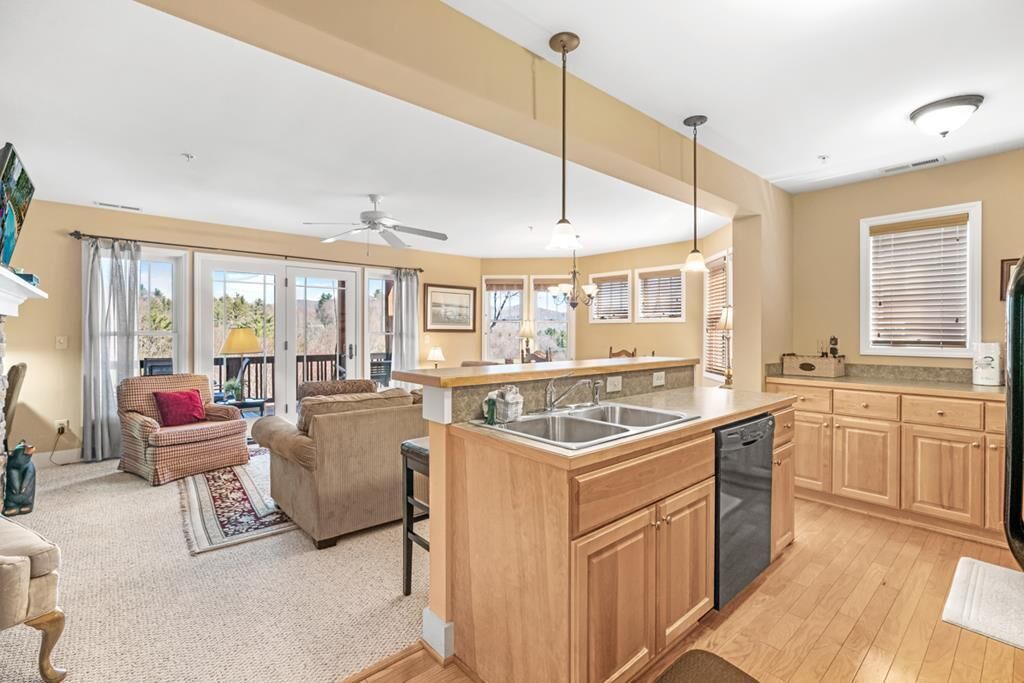 Photo of Kitchen in Foscoe