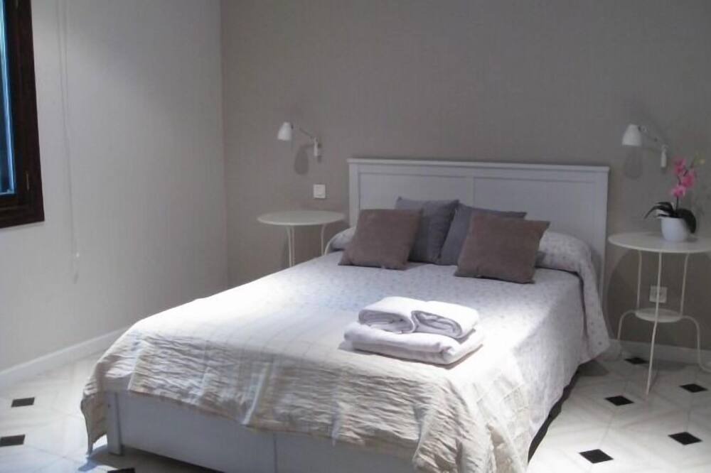 Photo of Bedroom in Alameda de Cervera