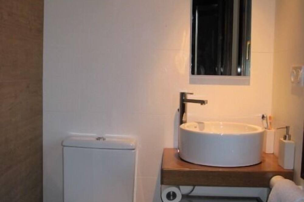 Photo of Bathroom in Alameda de Cervera
