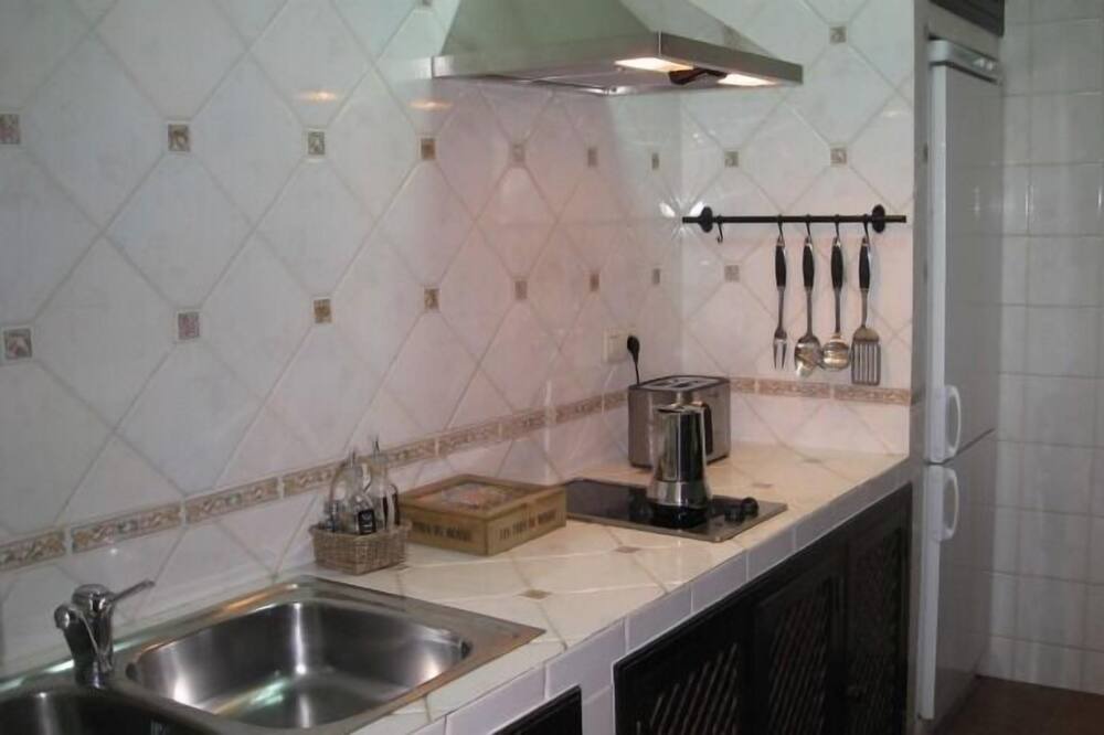 Photo of Kitchen in Alameda de Cervera