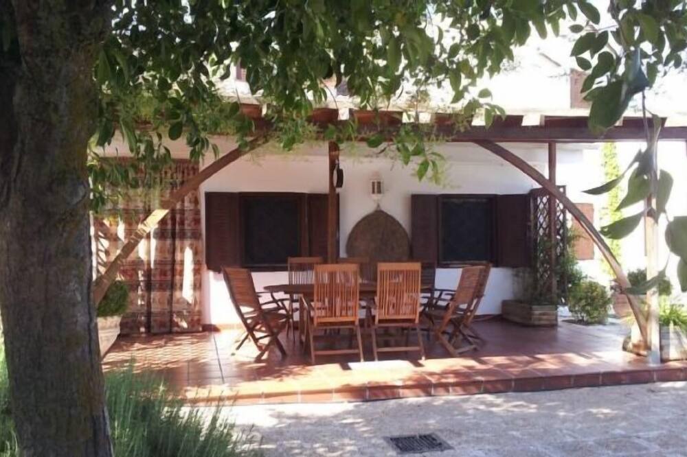 Photo of Patio Balcony in Alameda de Cervera