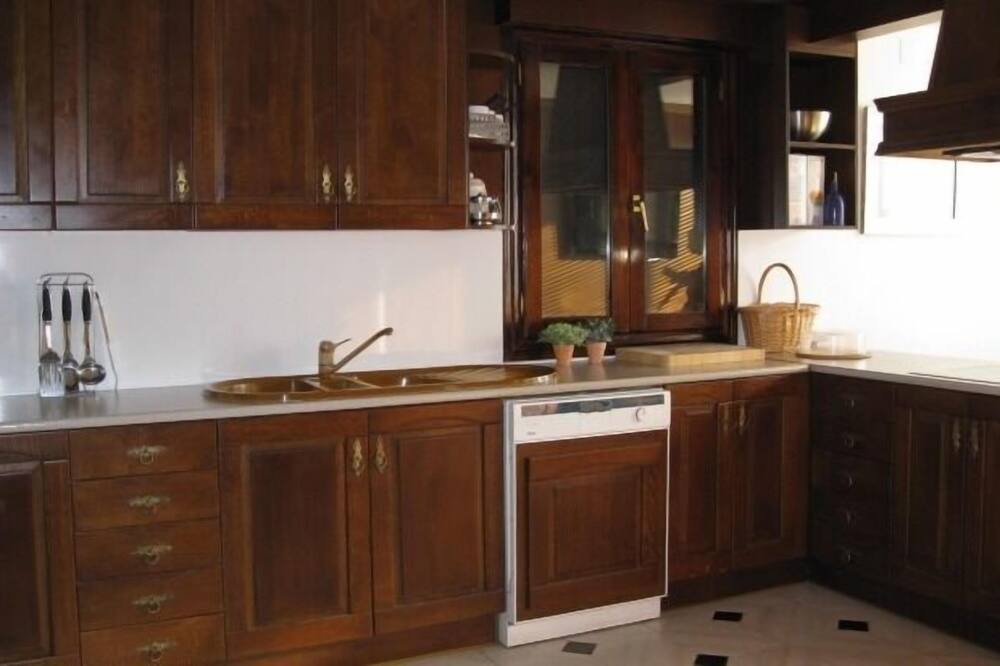 Photo of Kitchen in Alameda de Cervera