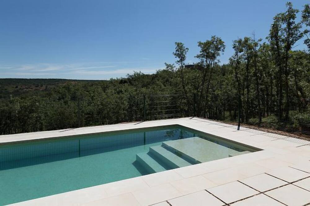 Photo of Outdoor in Castillejo de Mesleon