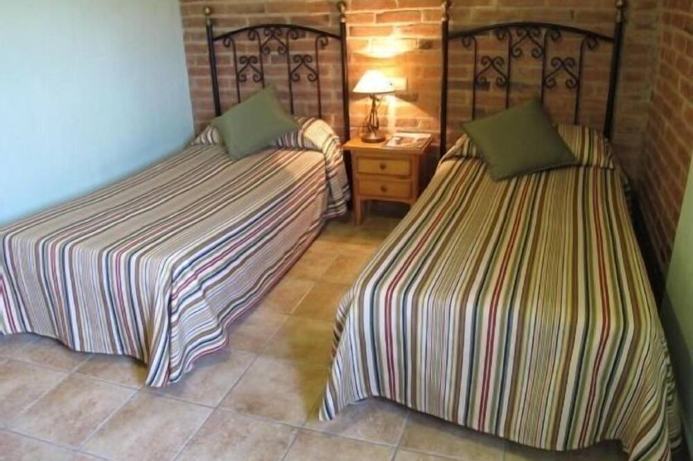 Photo of Bedroom in Serra de Daro