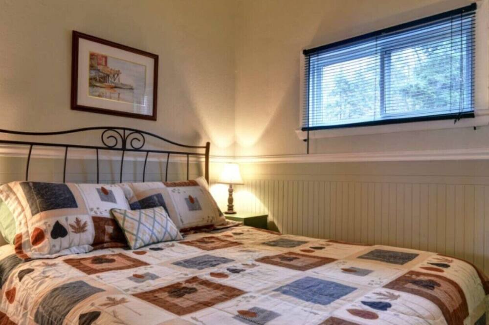 Photo of Bedroom in Montmagny Regional County Municipality